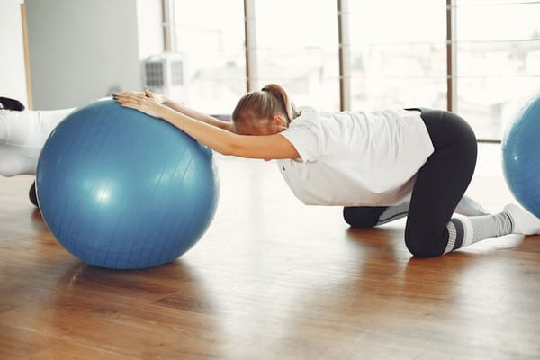 Why You Should Lift Weights While Pregnant (Mostly)