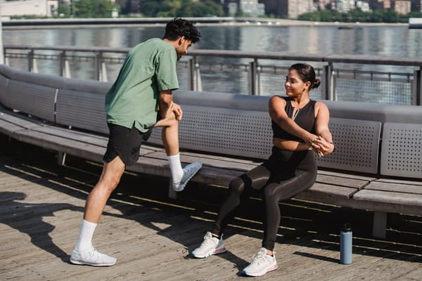 Why You Should Lift With a Partner Sometimes